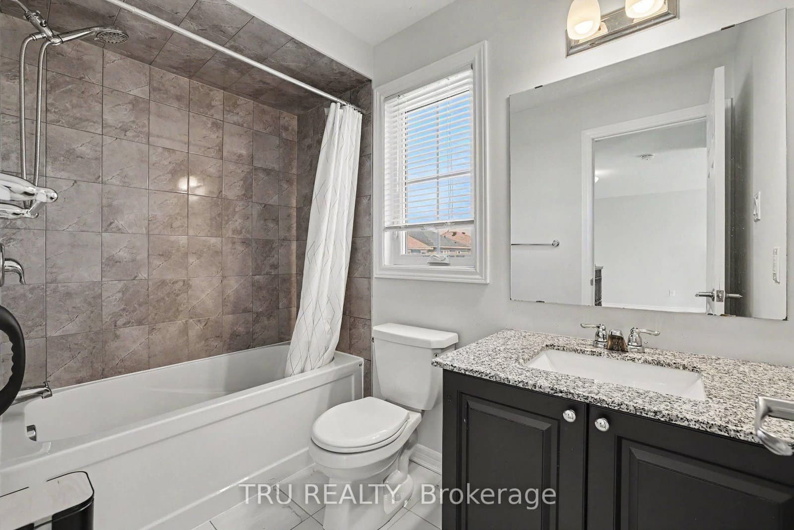 425 Aphelion Crescent, Ottawa, ON — photo 25