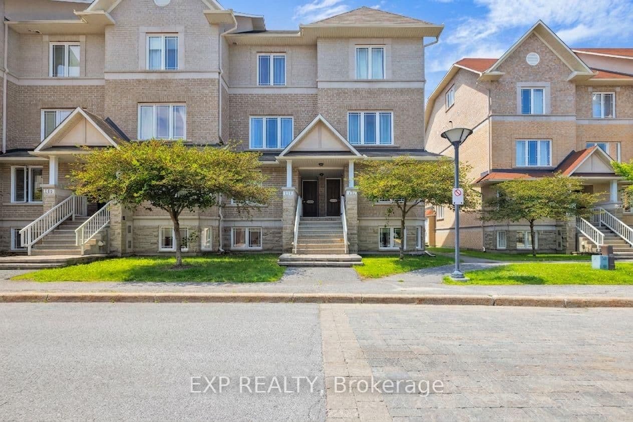 132 PASEO Private, Ottawa, ON — photo 1