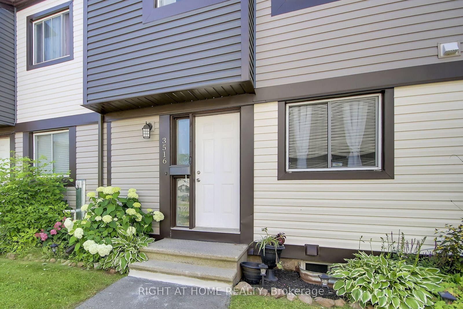 16 - 3516 Aladdin Lane, Ottawa, ON — photo 2