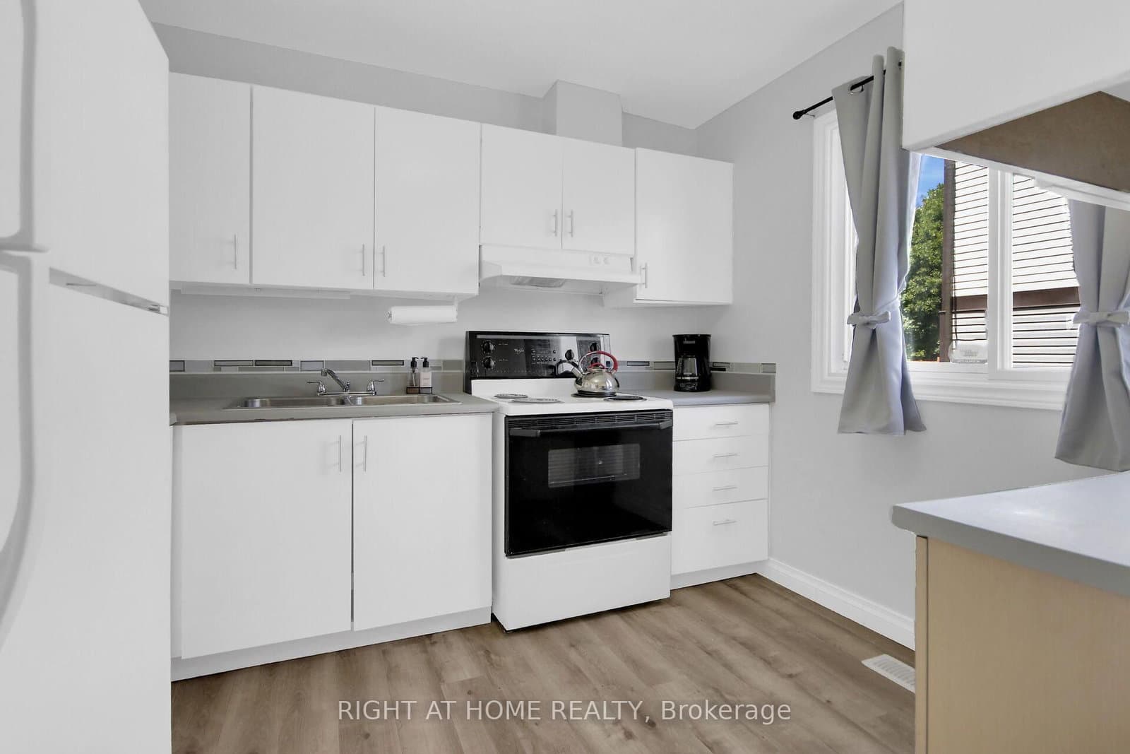 16 - 3516 Aladdin Lane, Ottawa, ON — photo 4