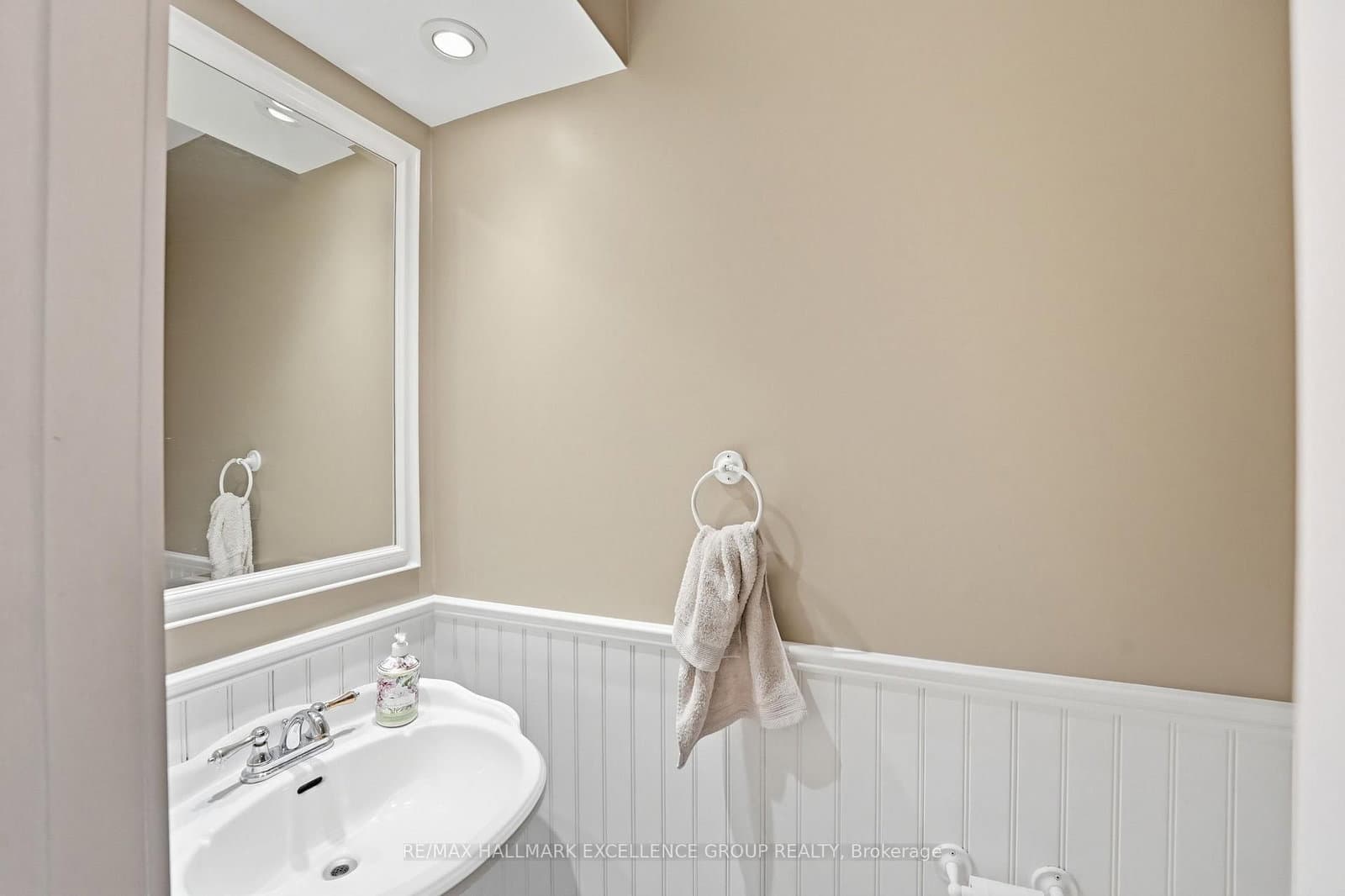 6126 Vineyard Drive, Ottawa, ON — photo 23