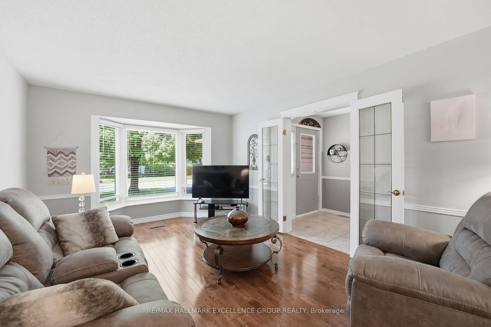 6126 Vineyard Drive, Ottawa, ON — photo 7