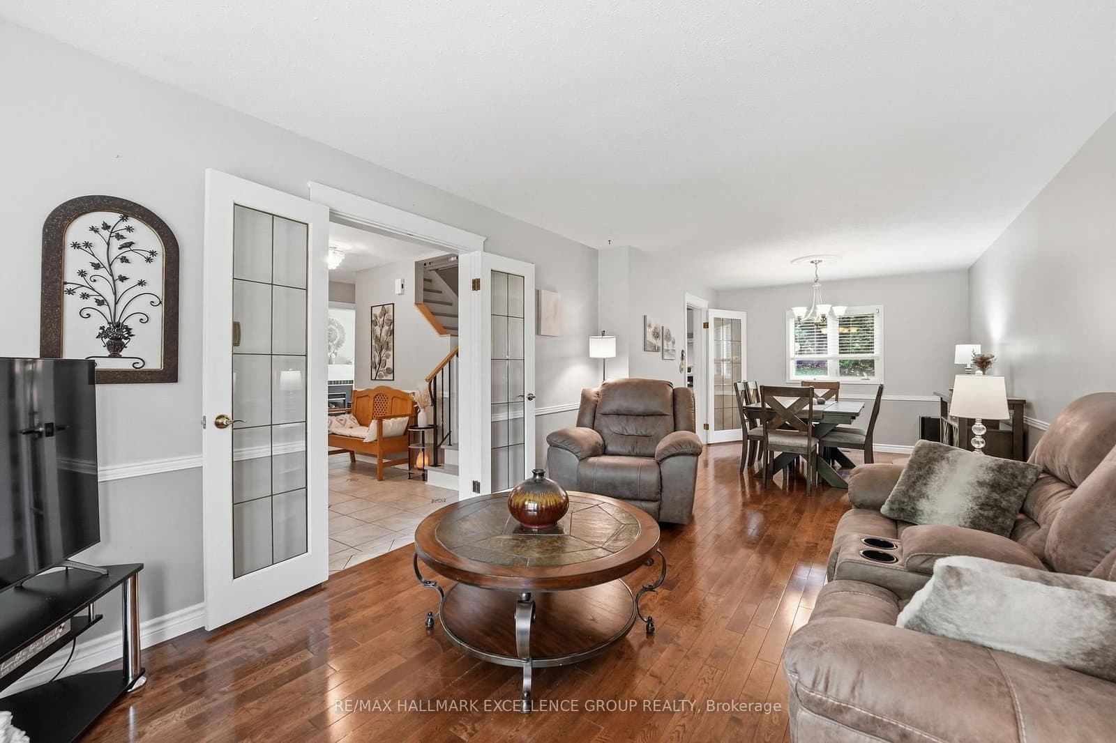 6126 Vineyard Drive, Ottawa, ON — photo 9