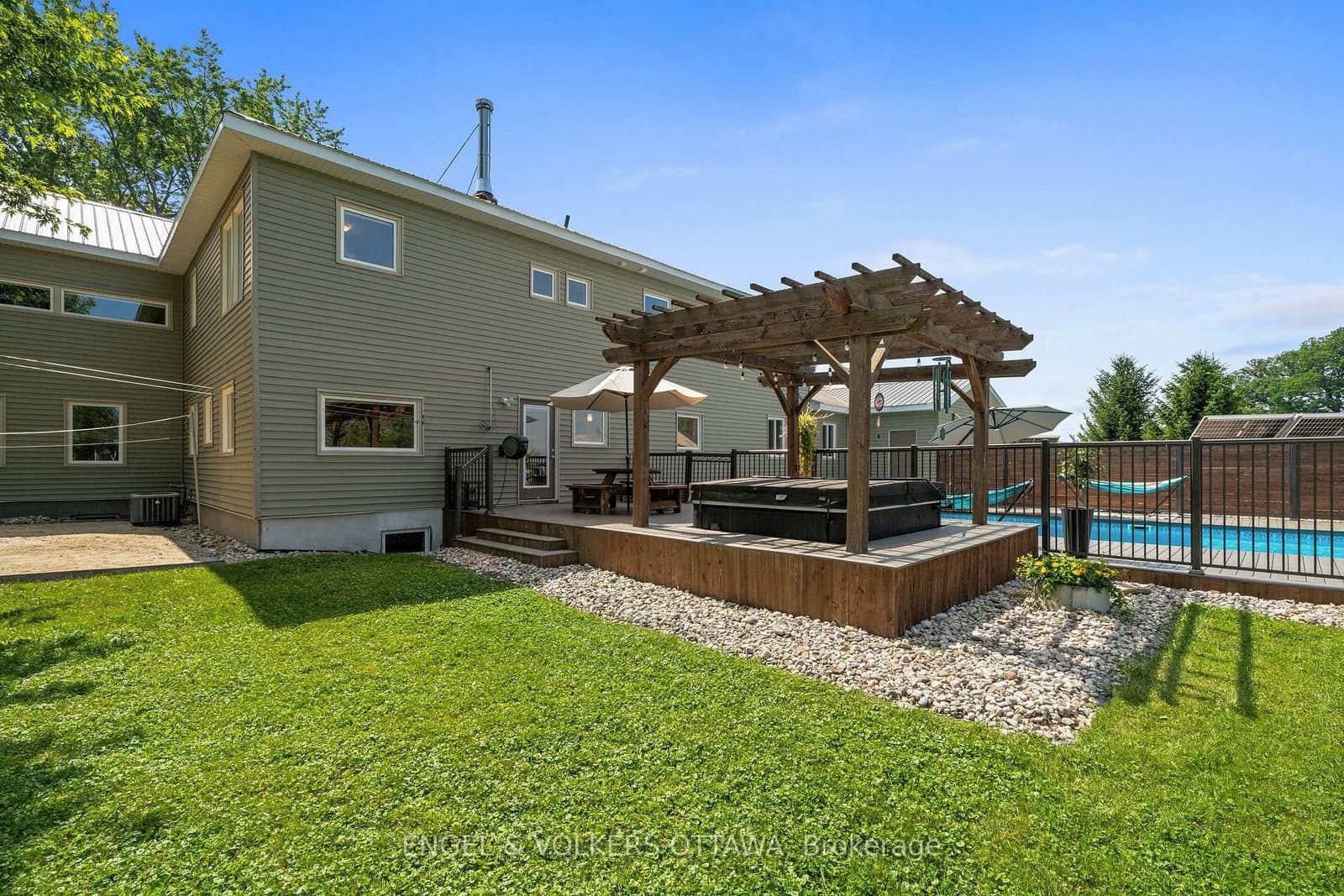 6548 Carp Road, Kinburn, ON — photo 47