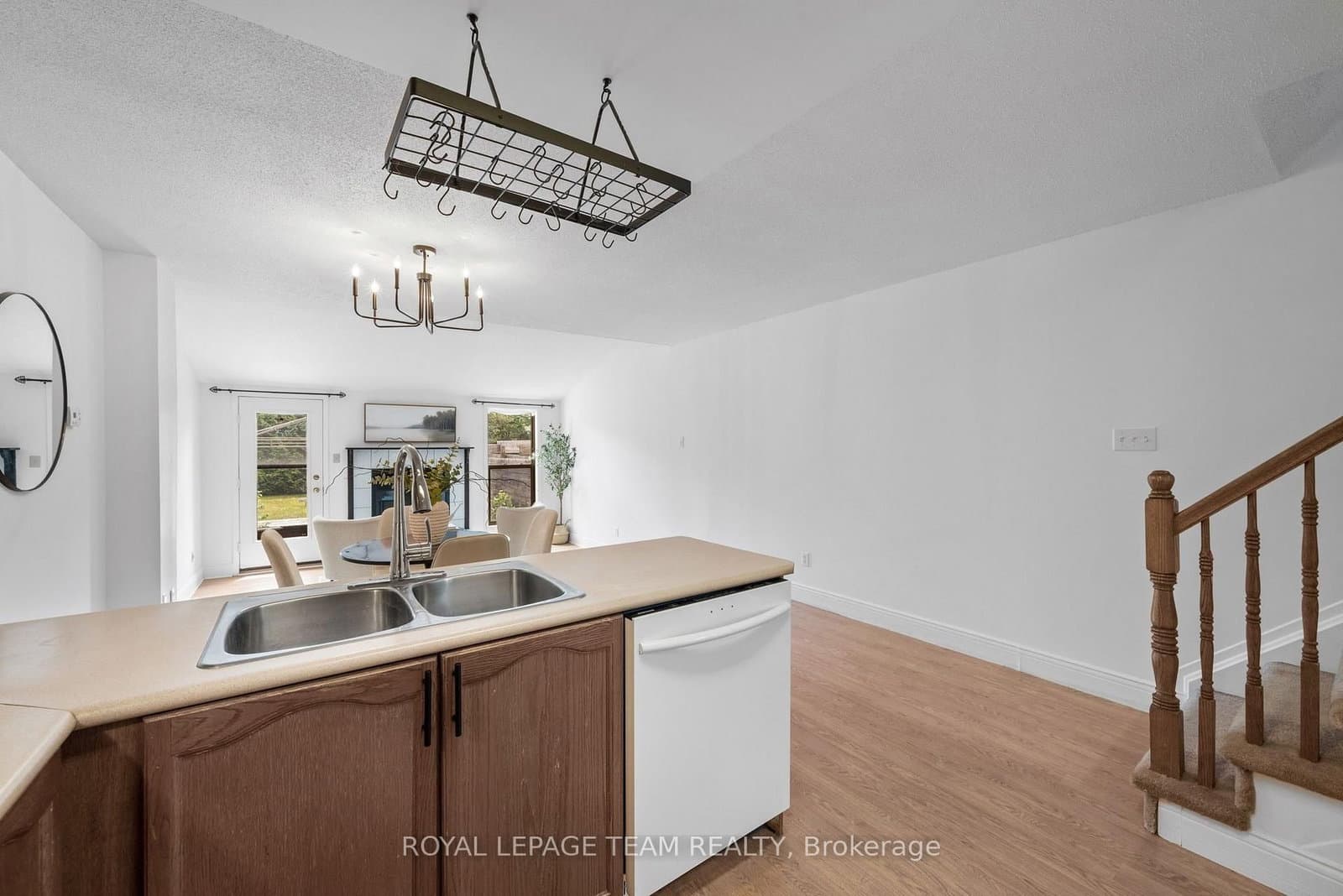 B - 5744 Andrasi Crescent, Osgoode, ON — photo 5