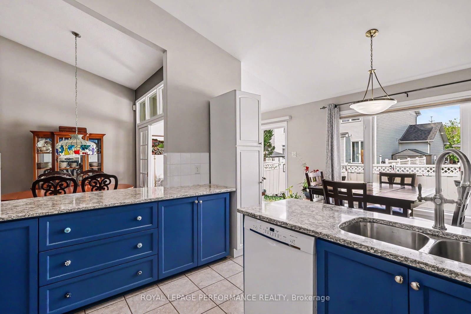 2110 Ricardo Street, Ottawa, ON — photo 6