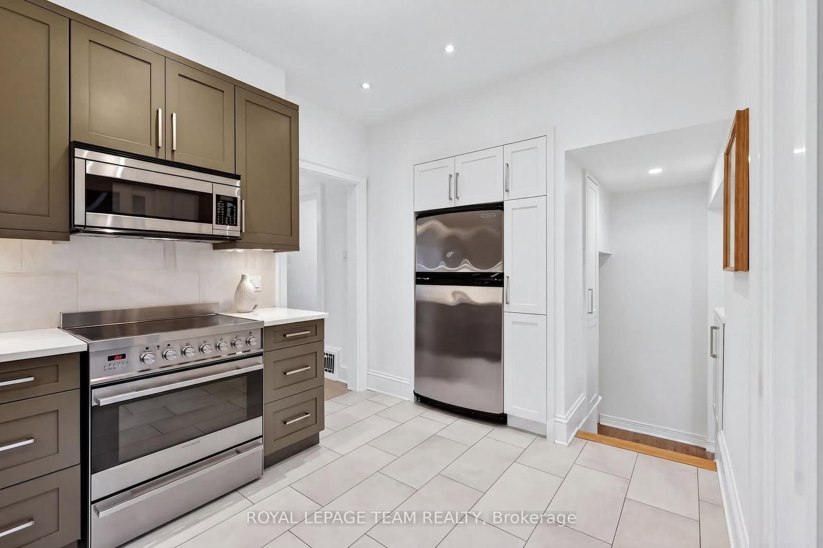 131 Acacia Avenue, Ottawa, ON — photo 14
