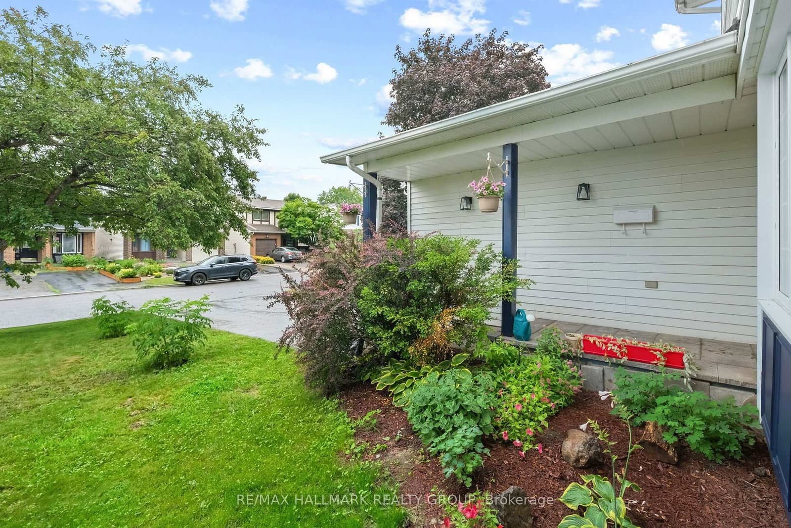 6398 Glen Knolls Drive, Orleans, ON — photo 3