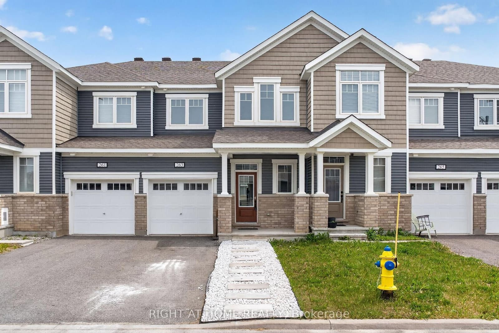 263 Sweetvalley Drive, Ottawa, ON — photo 1