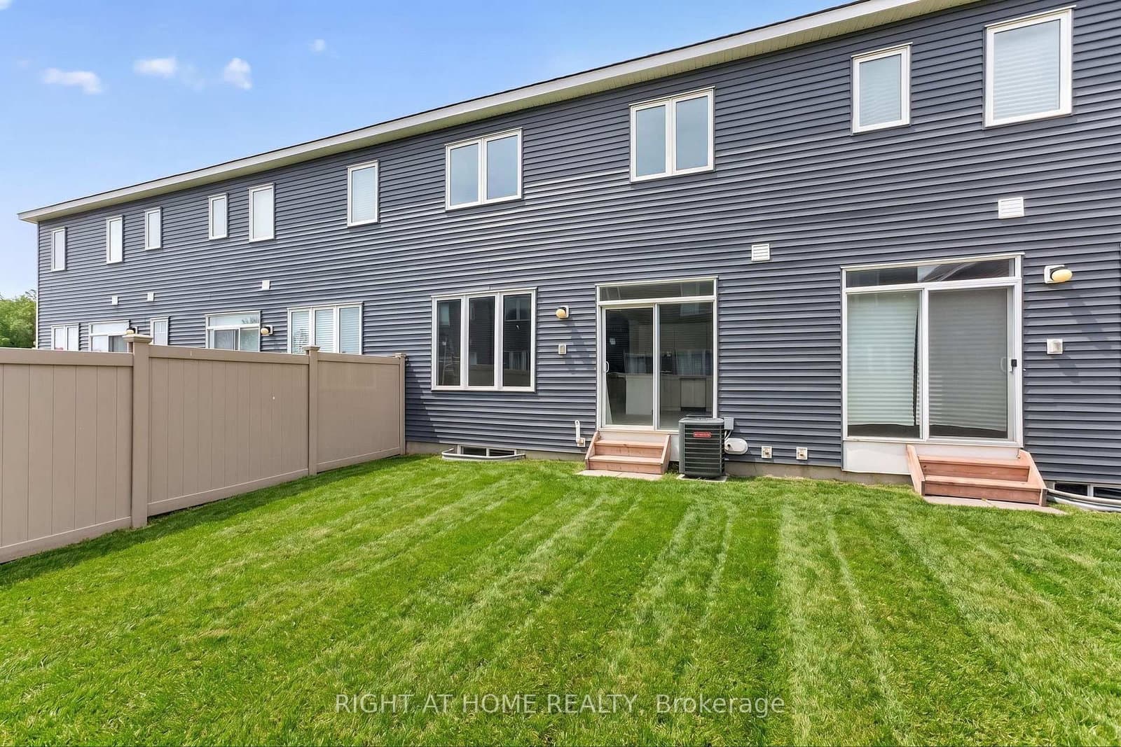 263 Sweetvalley Drive, Ottawa, ON — photo 36