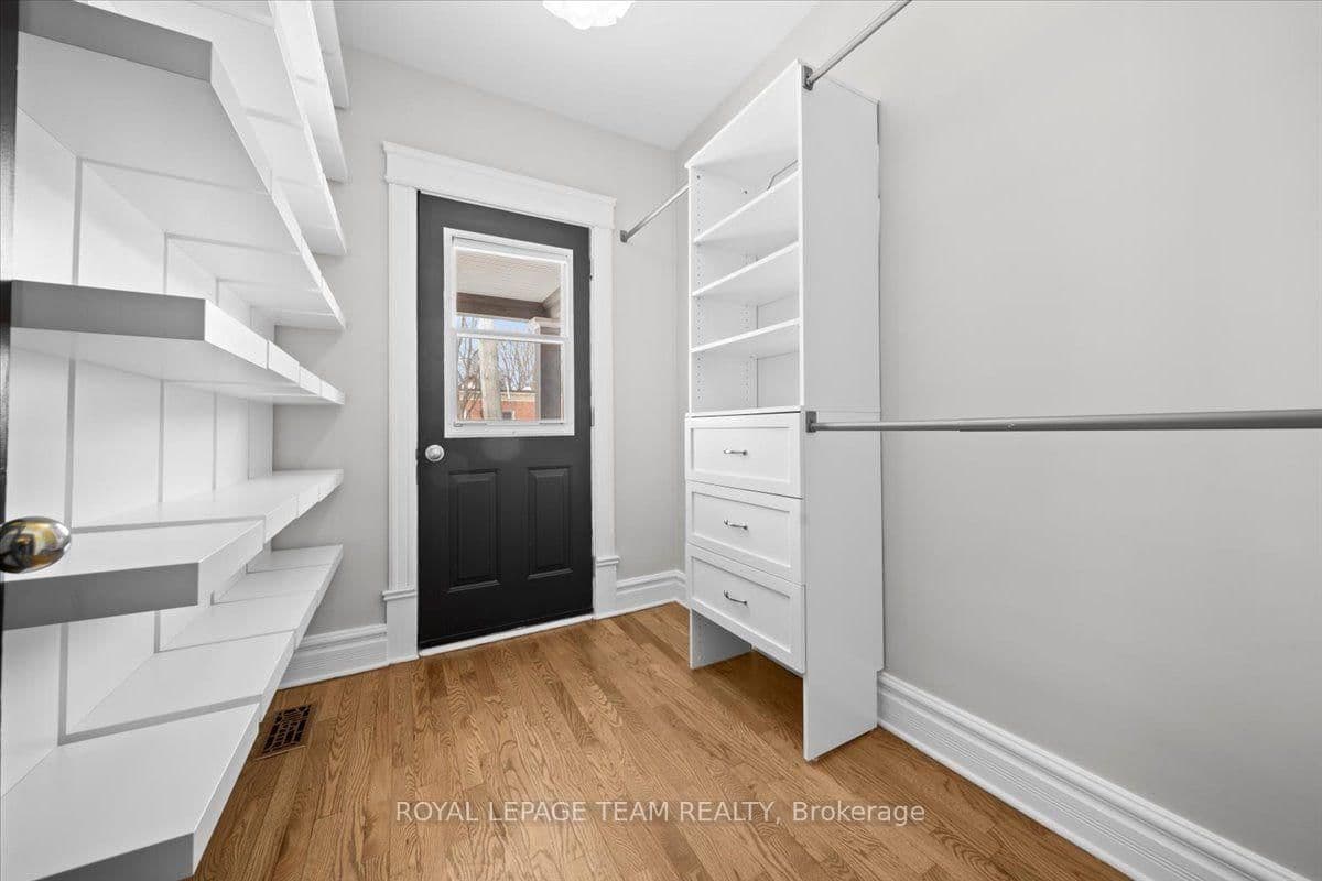 136 Elm Street, Ottawa, ON — photo 15