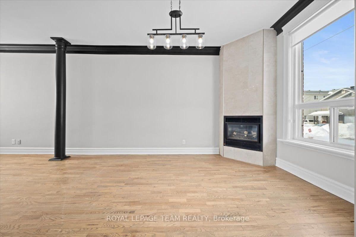 136 Elm Street, Ottawa, ON — photo 7