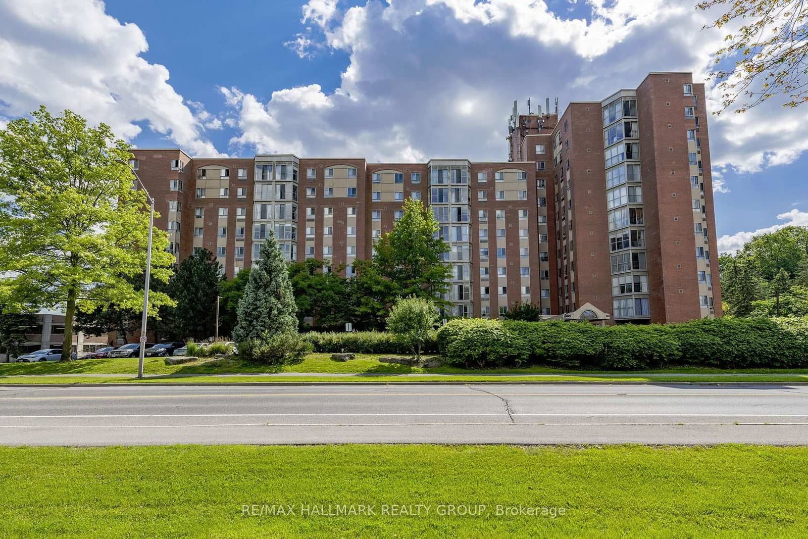 1104 - 960 Teron Road, Ottawa, ON — photo 1