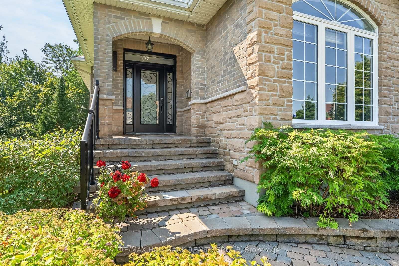 1954 Lobelia Way, Ottawa, ON — photo 7