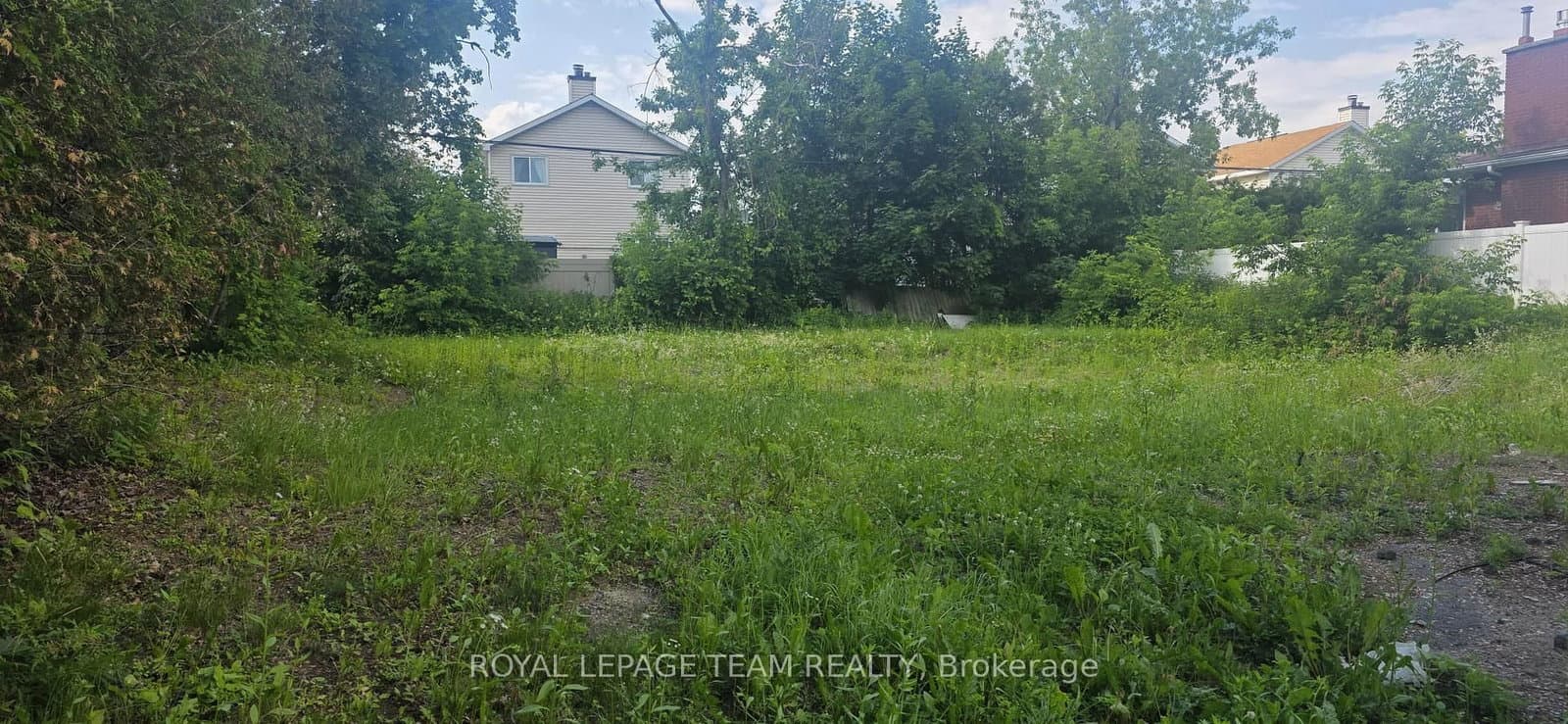 1691-1689 ROSEBELLA Avenue, Ottawa, ON — photo 1