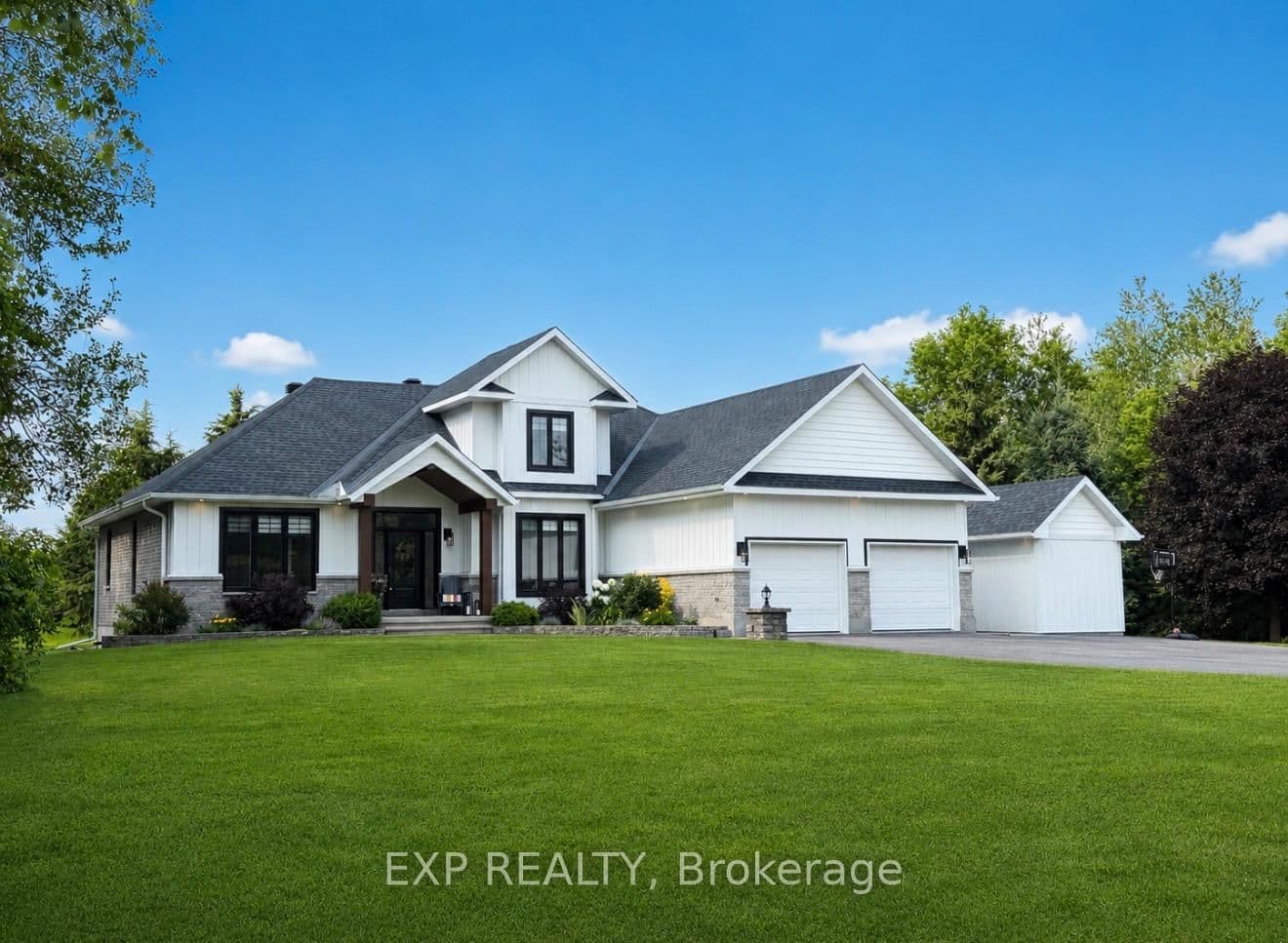124 Wilbert Cox Drive, Carp, ON — photo 1