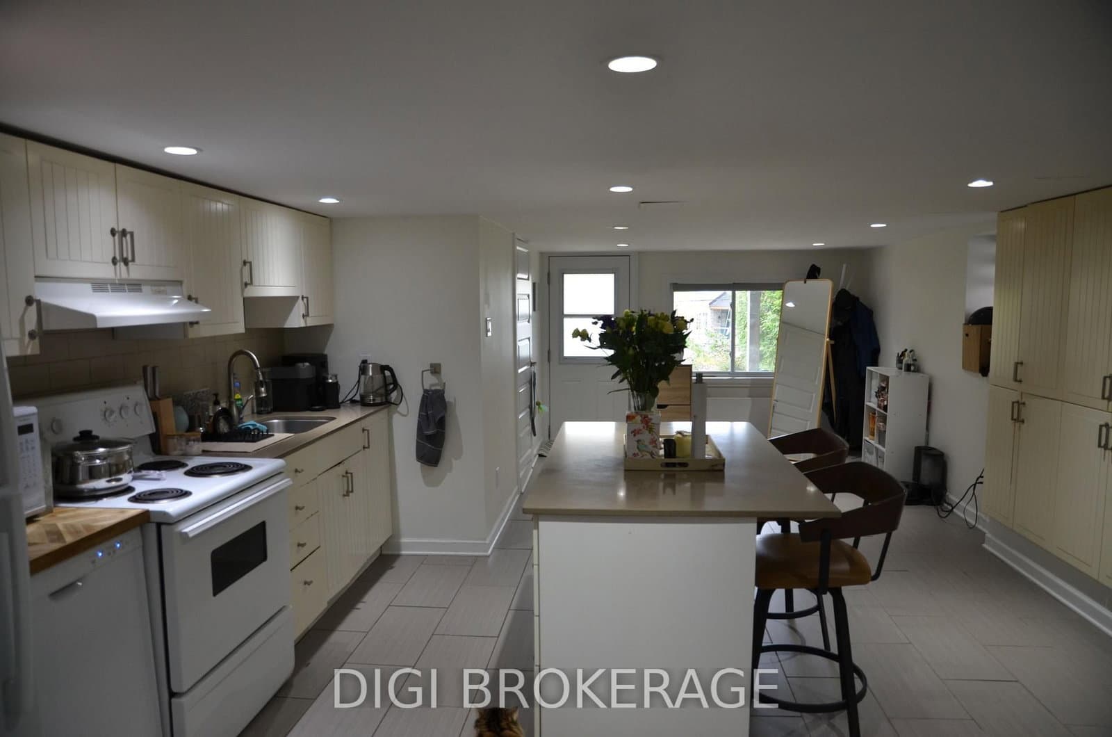 11 #s1-3; 13 #s 1-3 - 11&13 Acacia Avenue, Ottawa, ON — photo 12