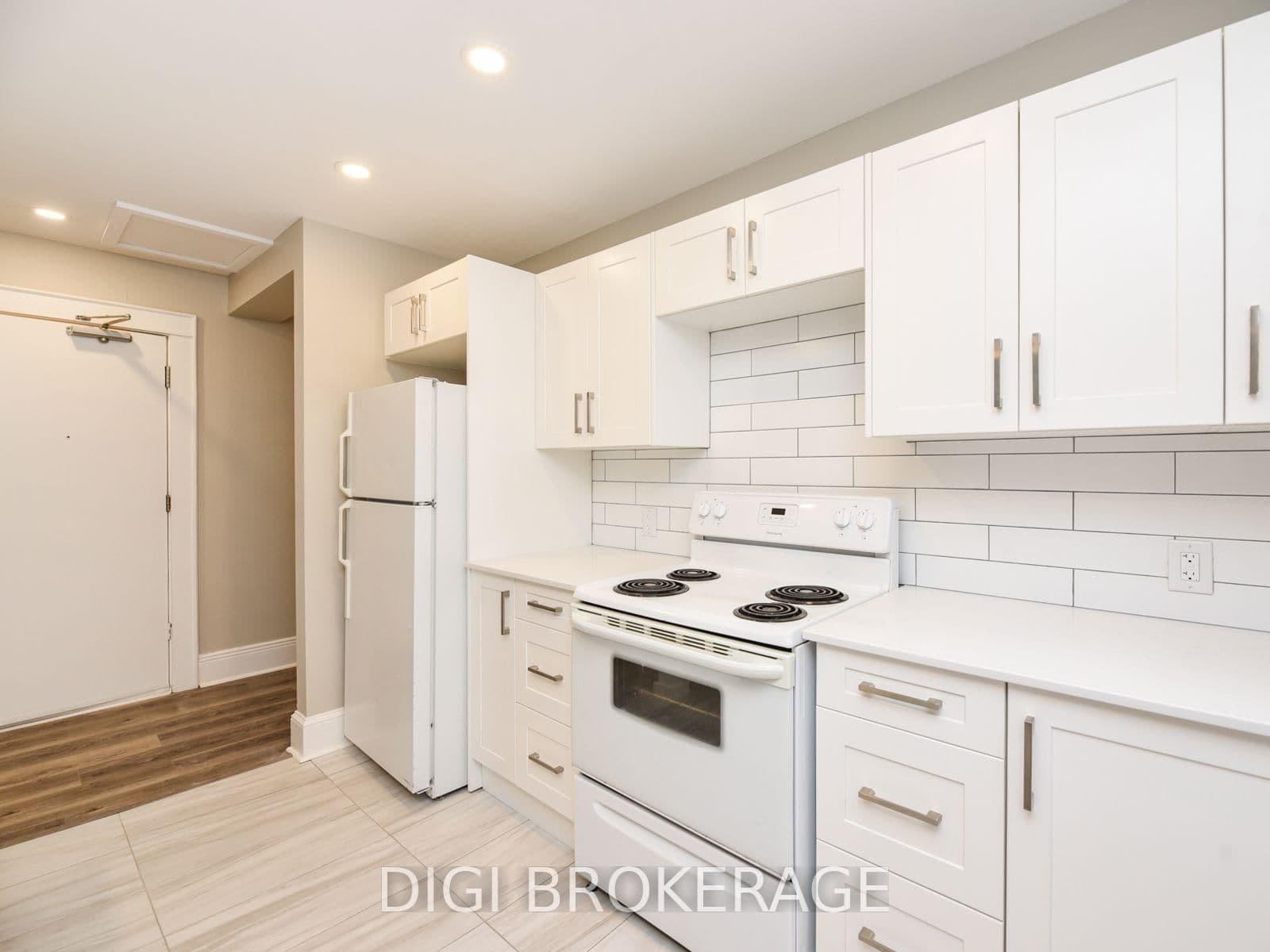 11 #s1-3; 13 #s 1-3 - 11&13 Acacia Avenue, Ottawa, ON — photo 17