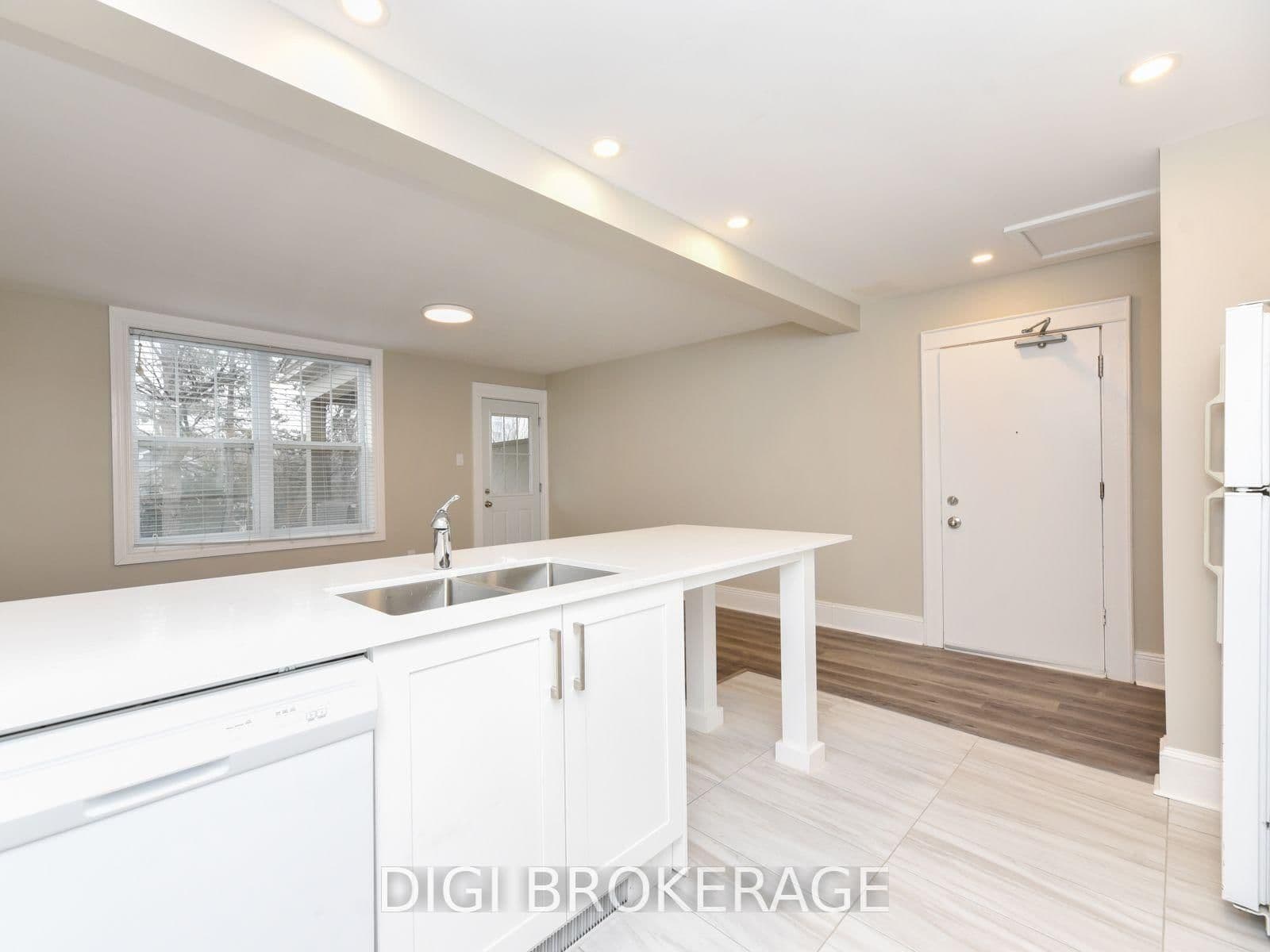 11 #s1-3; 13 #s 1-3 - 11&13 Acacia Avenue, Ottawa, ON — photo 18