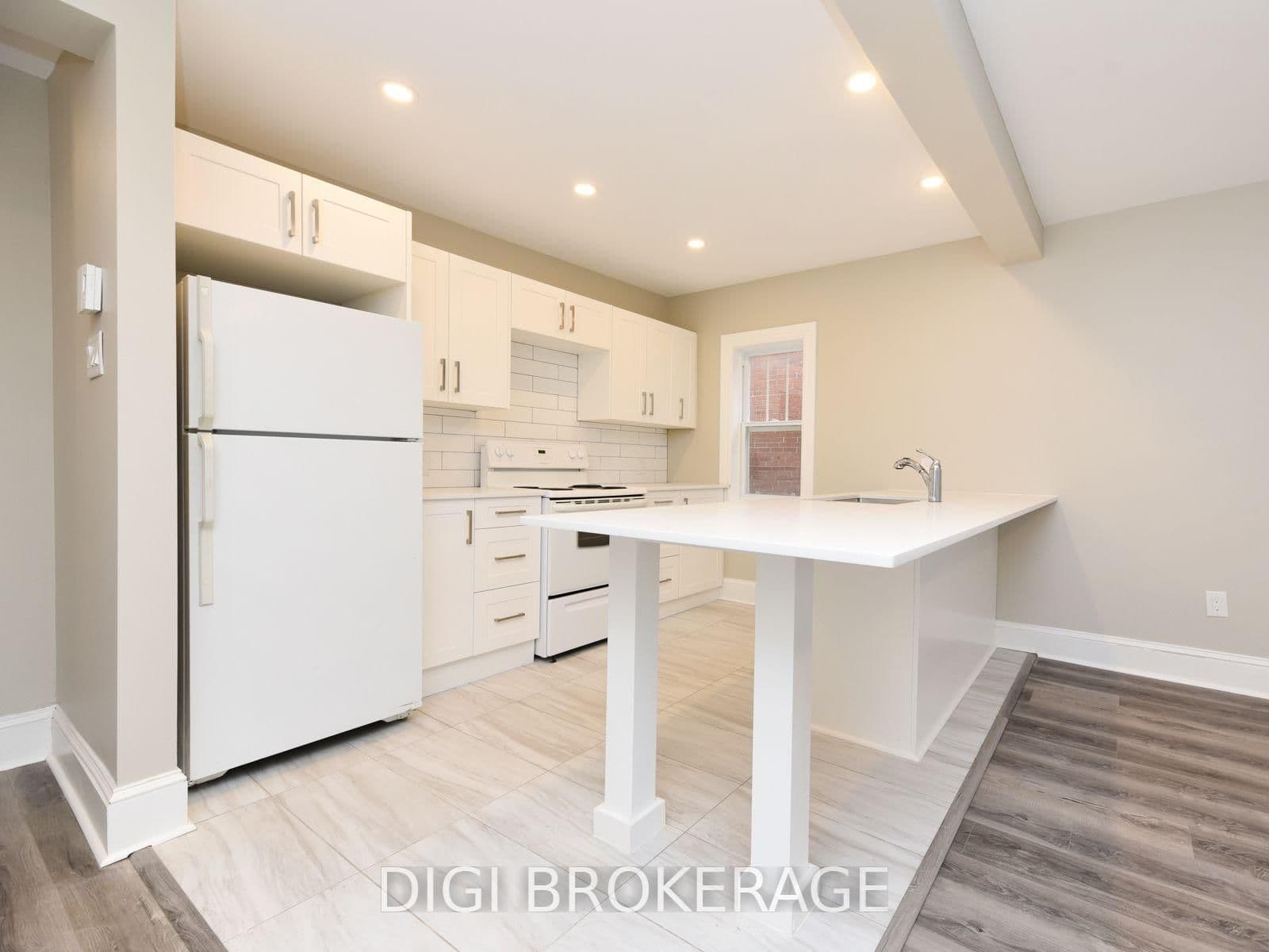 11 #s1-3; 13 #s 1-3 - 11&13 Acacia Avenue, Ottawa, ON — photo 19