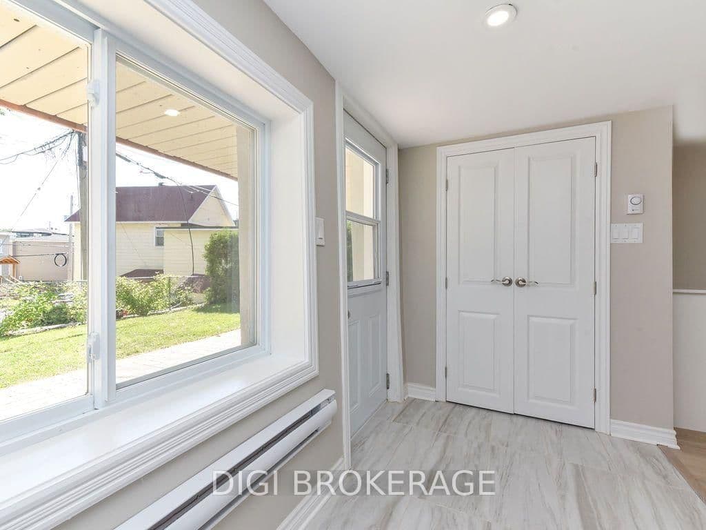 11 #s1-3; 13 #s 1-3 - 11&13 Acacia Avenue, Ottawa, ON — photo 30