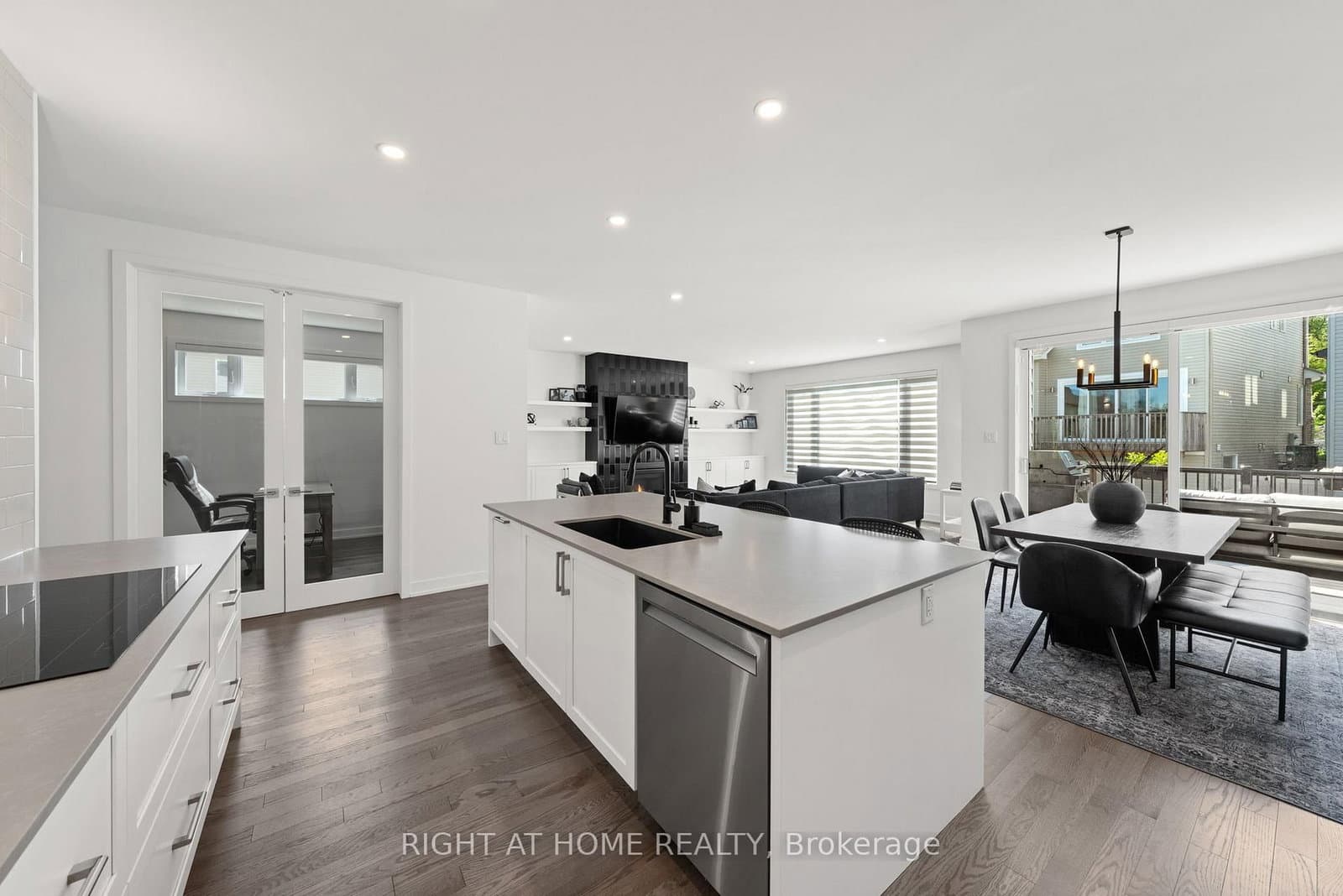 252 KETCHIKAN Crescent, Kanata, ON — photo 11