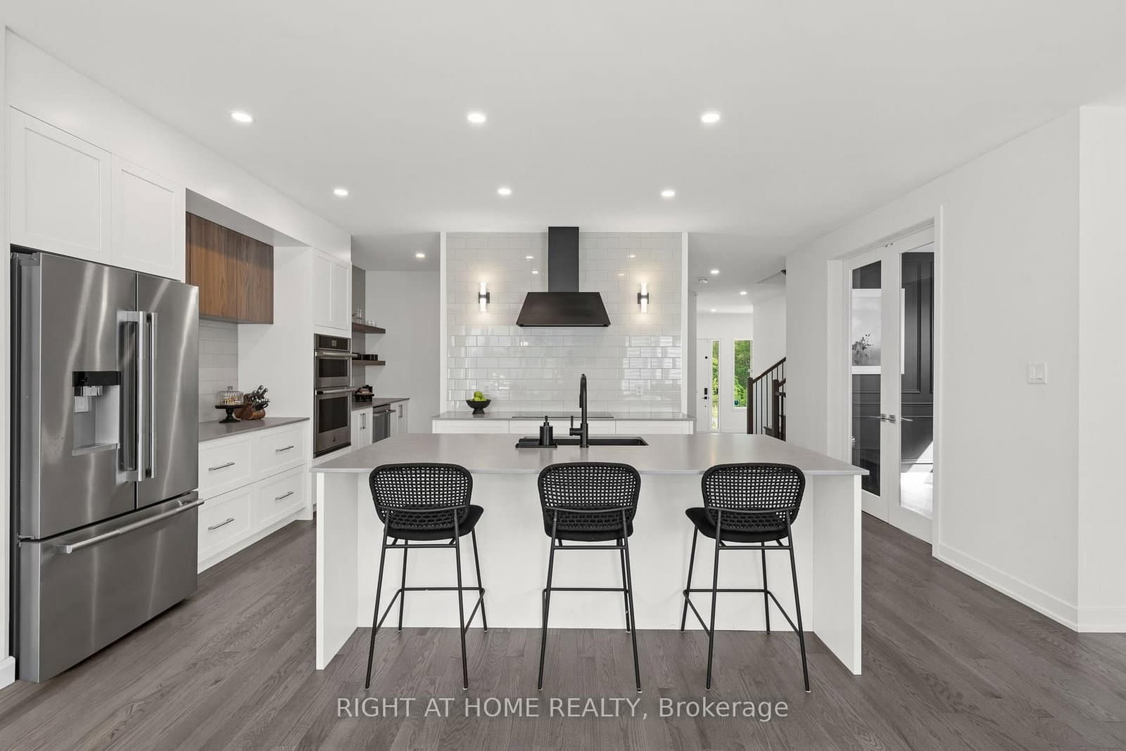 252 KETCHIKAN Crescent, Kanata, ON — photo 6