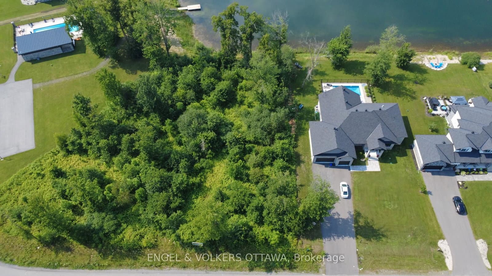576 Shoreway Drive, Greely, ON — photo 9