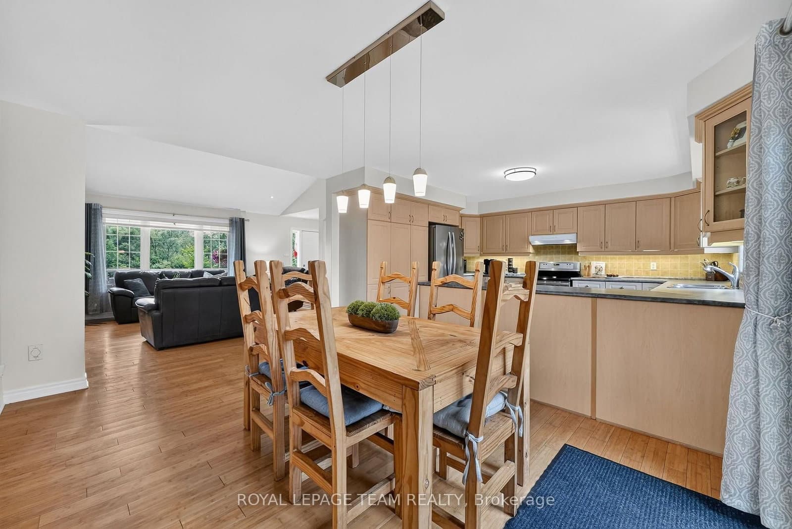 8115 Adam Baker Way, Metcalfe, ON — photo 15