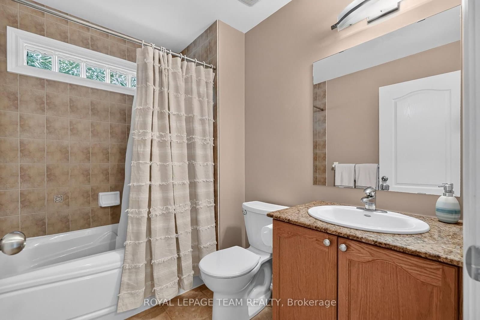 8115 Adam Baker Way, Metcalfe, ON — photo 22