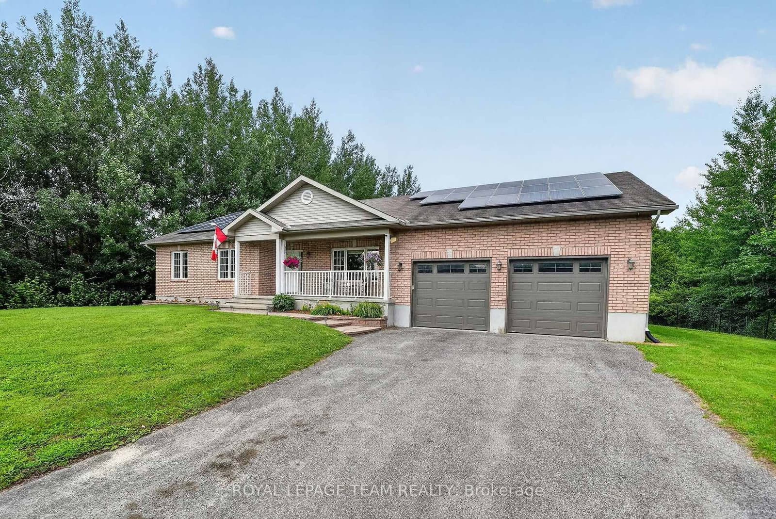 8115 Adam Baker Way, Metcalfe, ON — photo 4
