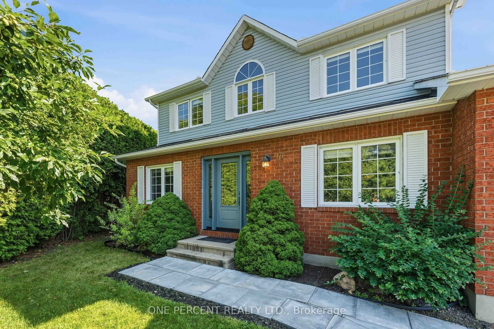 19 Amy Street, Stittsville, ON — photo 4