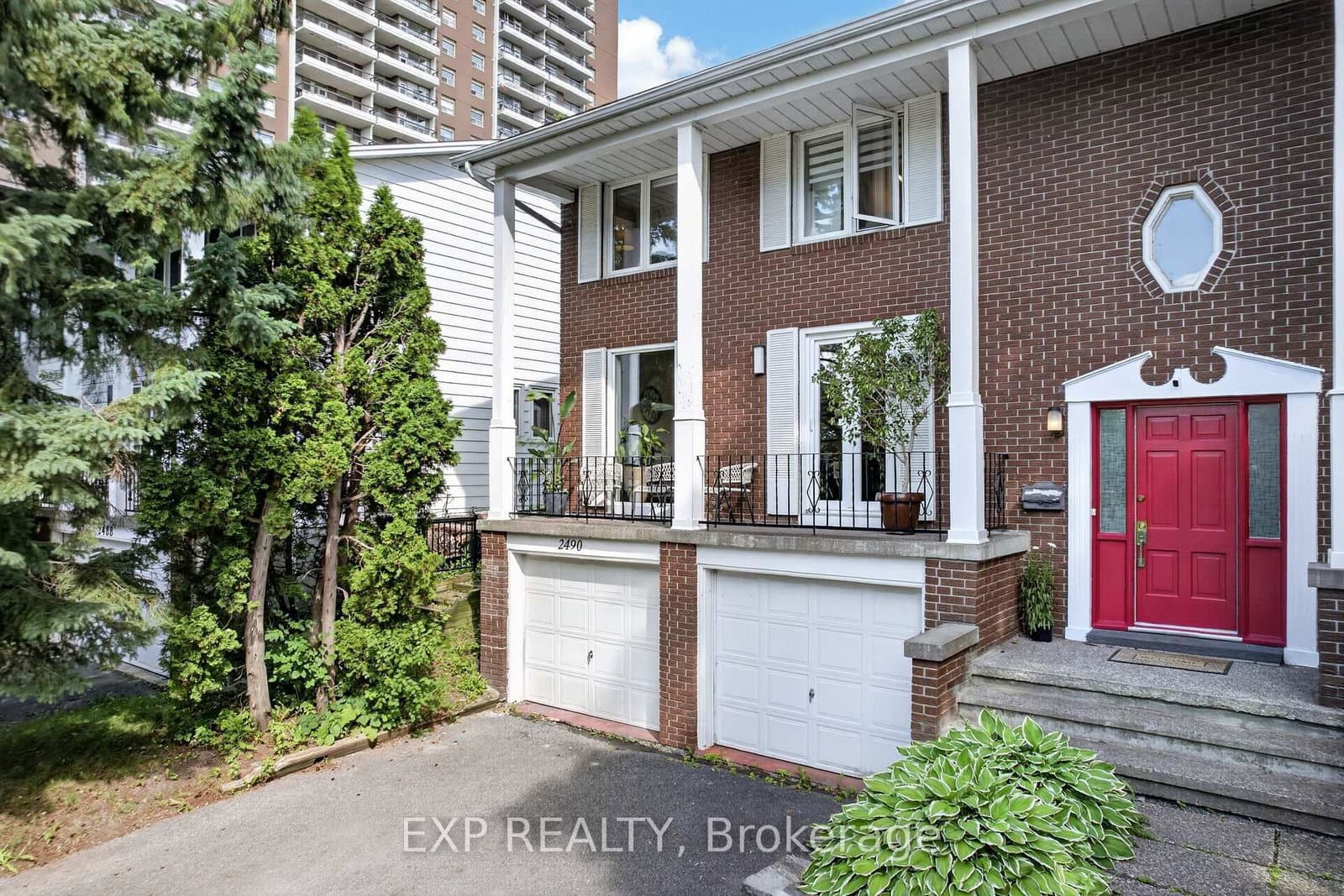 2490 Regina Street, Ottawa, ON — photo 1