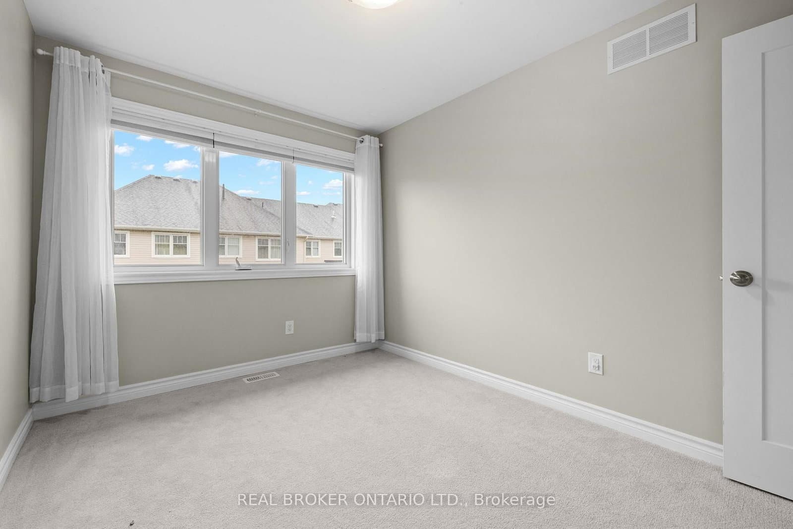 838 Cedar Creek Drive, Ottawa, ON — photo 15