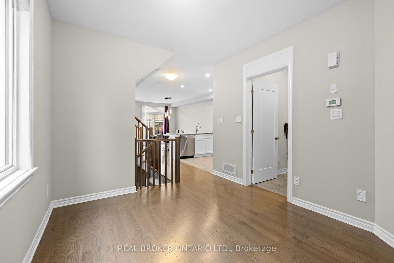 838 Cedar Creek Drive, Ottawa, ON — photo 5