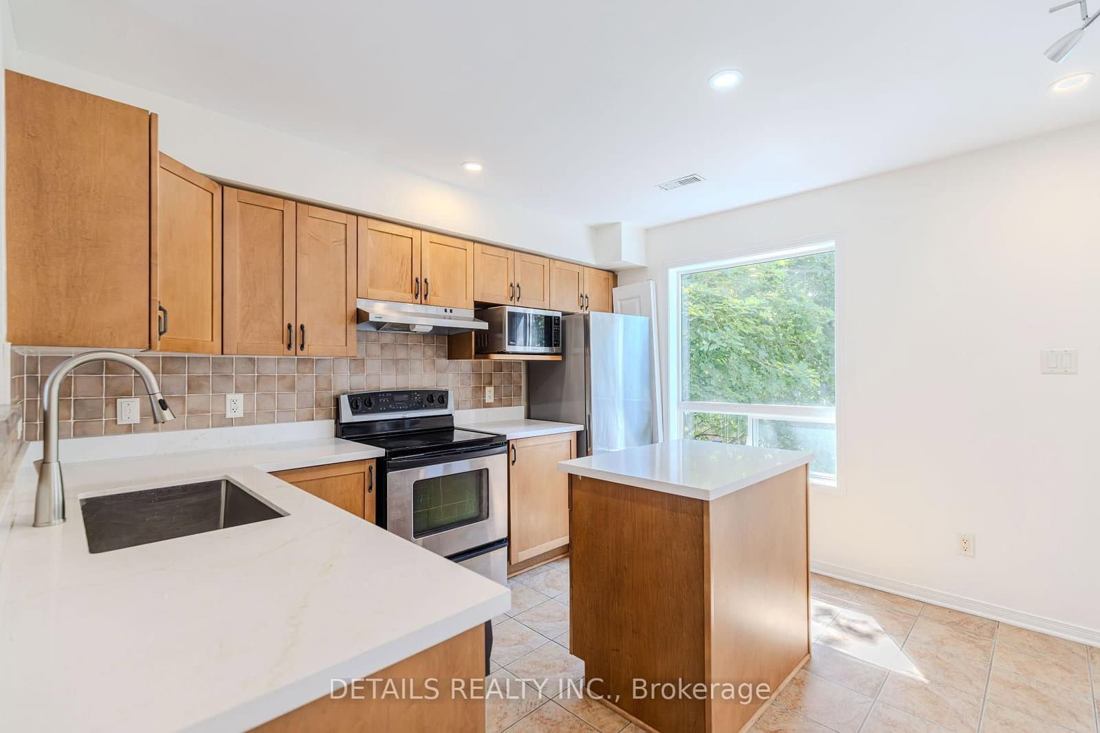20 - 376 Wiffen Private, Ottawa, ON — photo 15