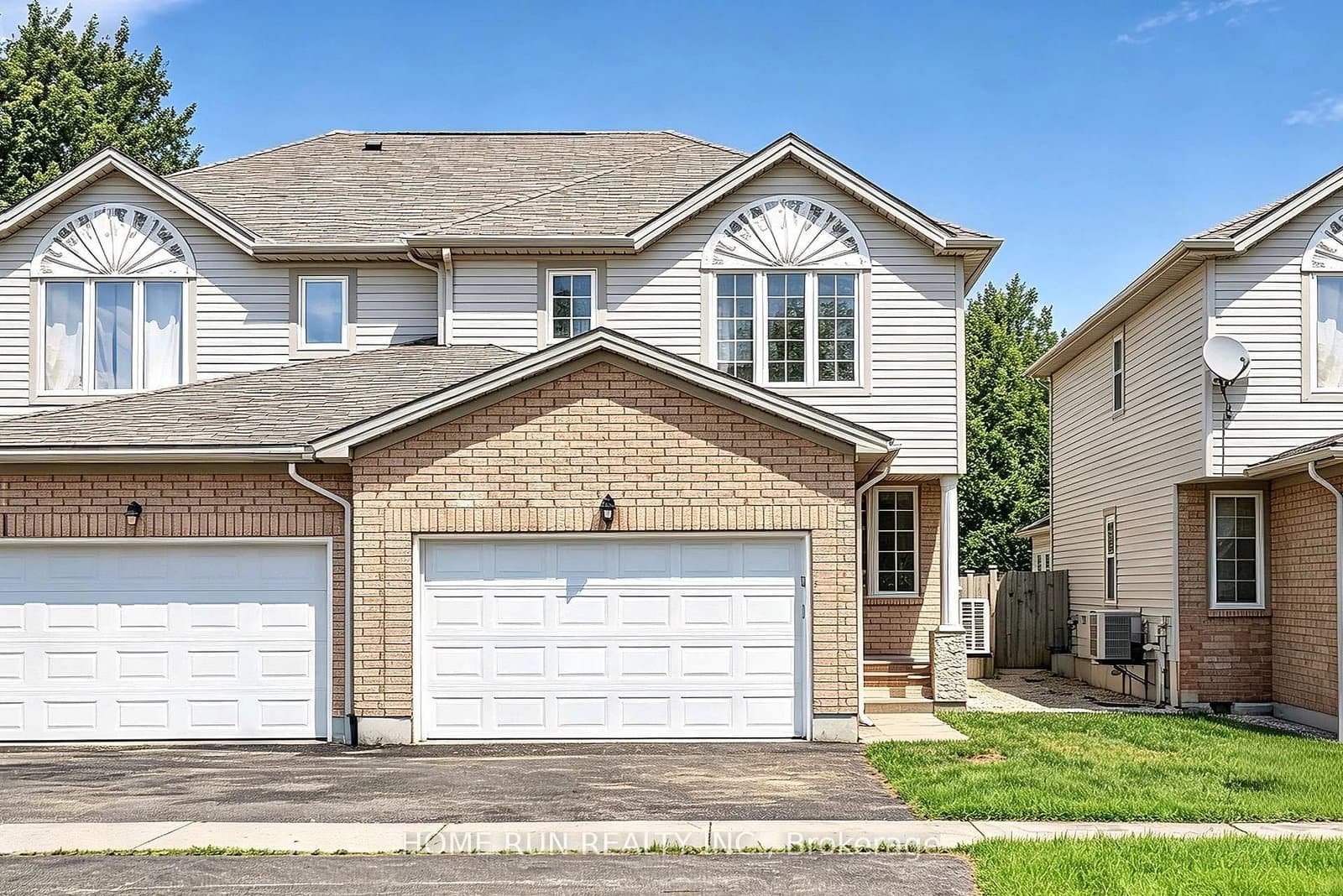 1169 Clyde Avenue, Ottawa, ON — photo 1