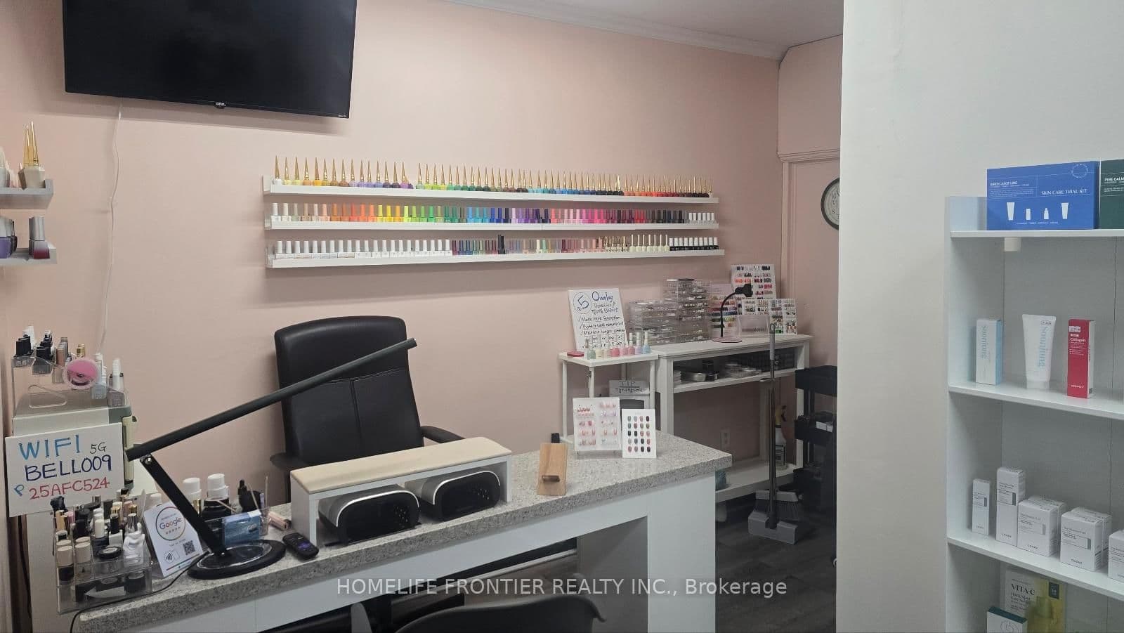 2nd Floor - 620 Bloor Street, Toronto, ON