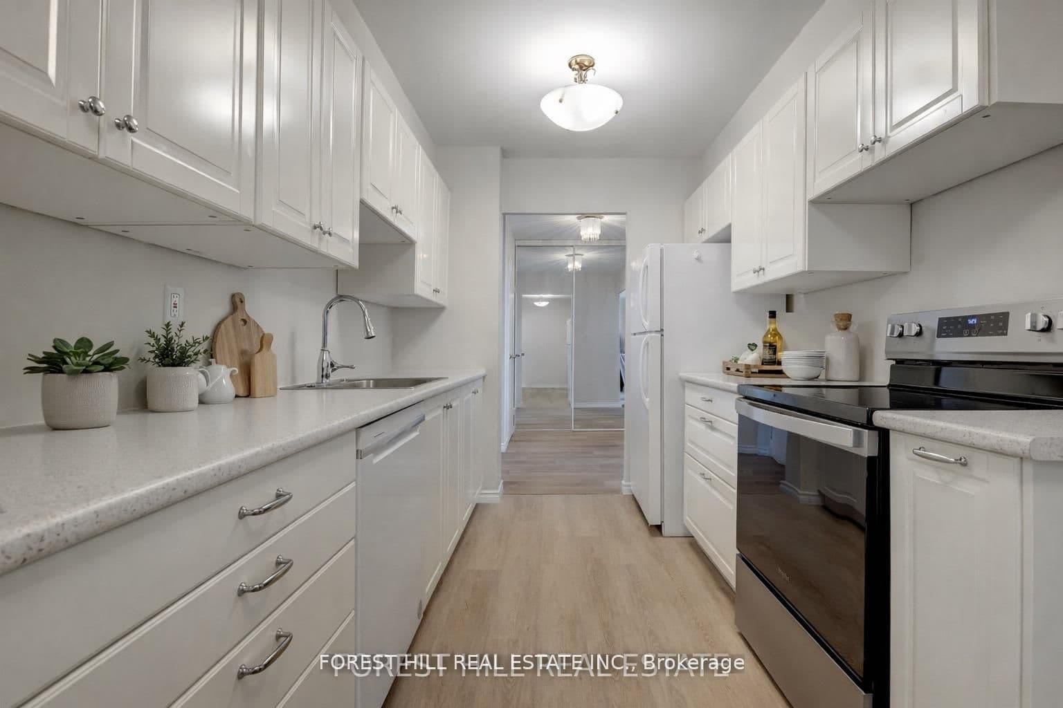 606 - 100 Canyon Avenue, Toronto, ON — photo 3