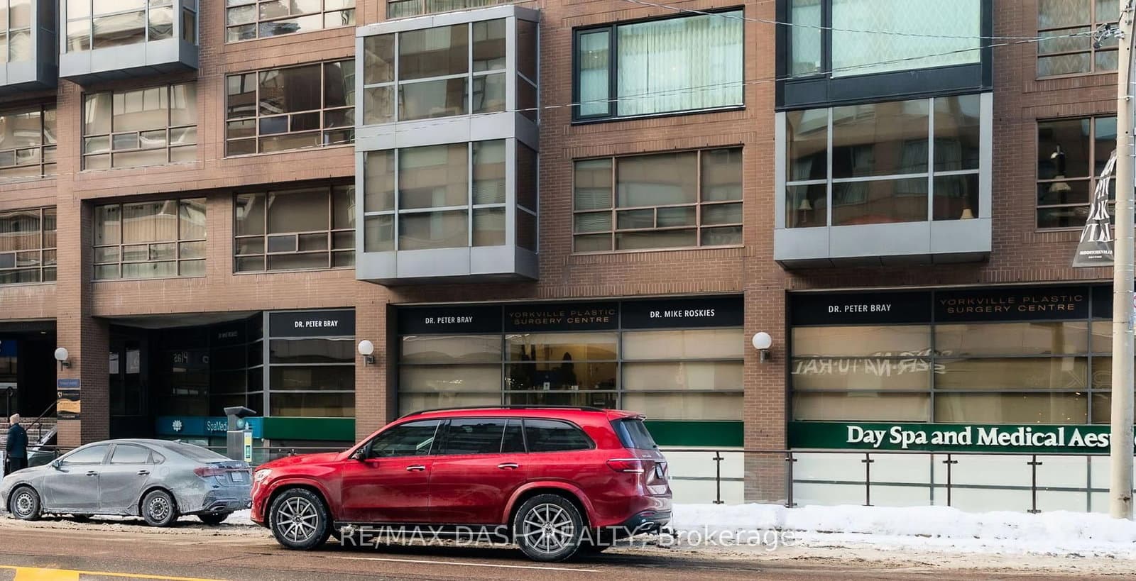 1 - 66 Avenue Road, Toronto, ON — photo 2