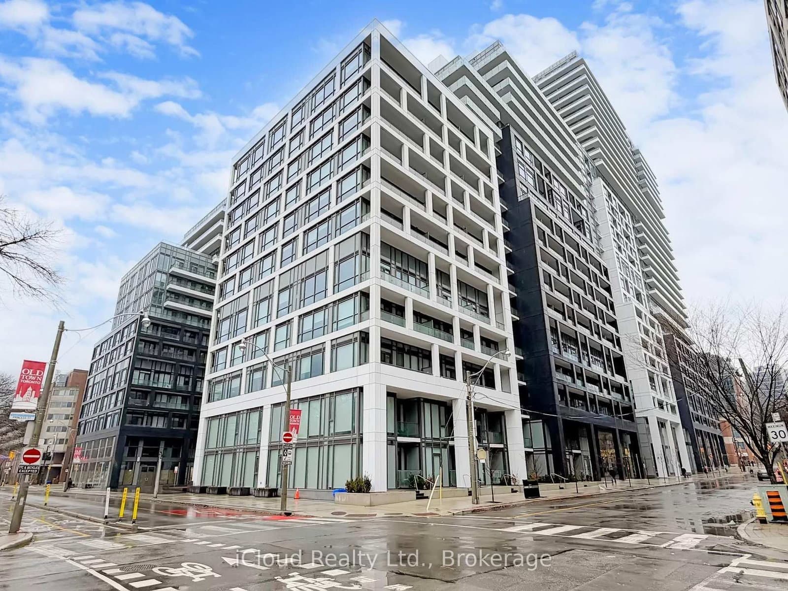 440 - 60 princess Street, Toronto, ON