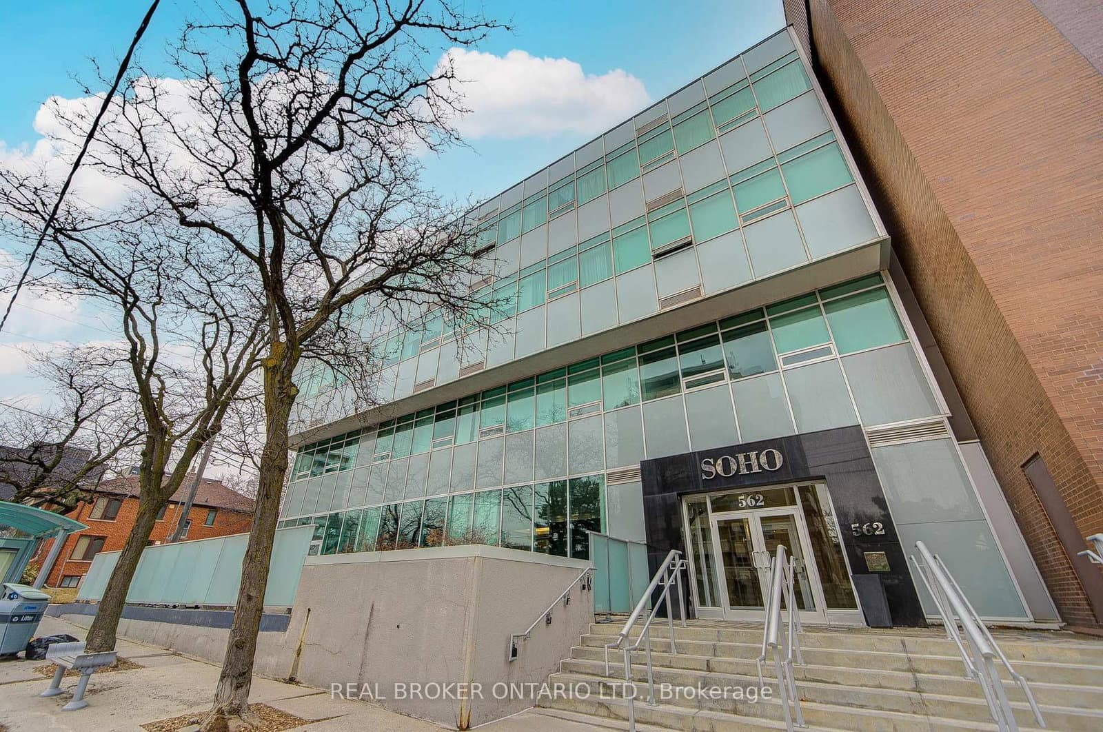 406 - 562 Eglinton Avenue, Toronto, ON — photo 2