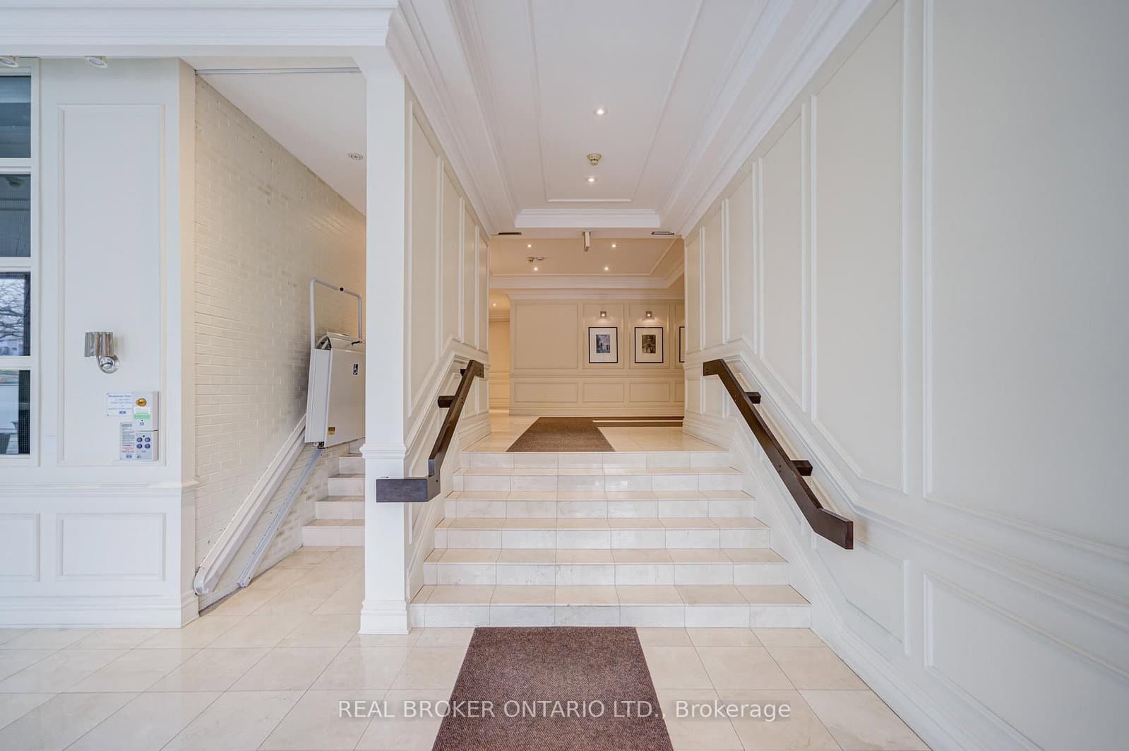 406 - 562 Eglinton Avenue, Toronto, ON — photo 3