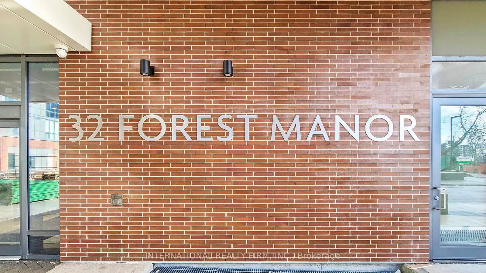 904 - 32 Forest Manor Road, Toronto, ON — photo 3
