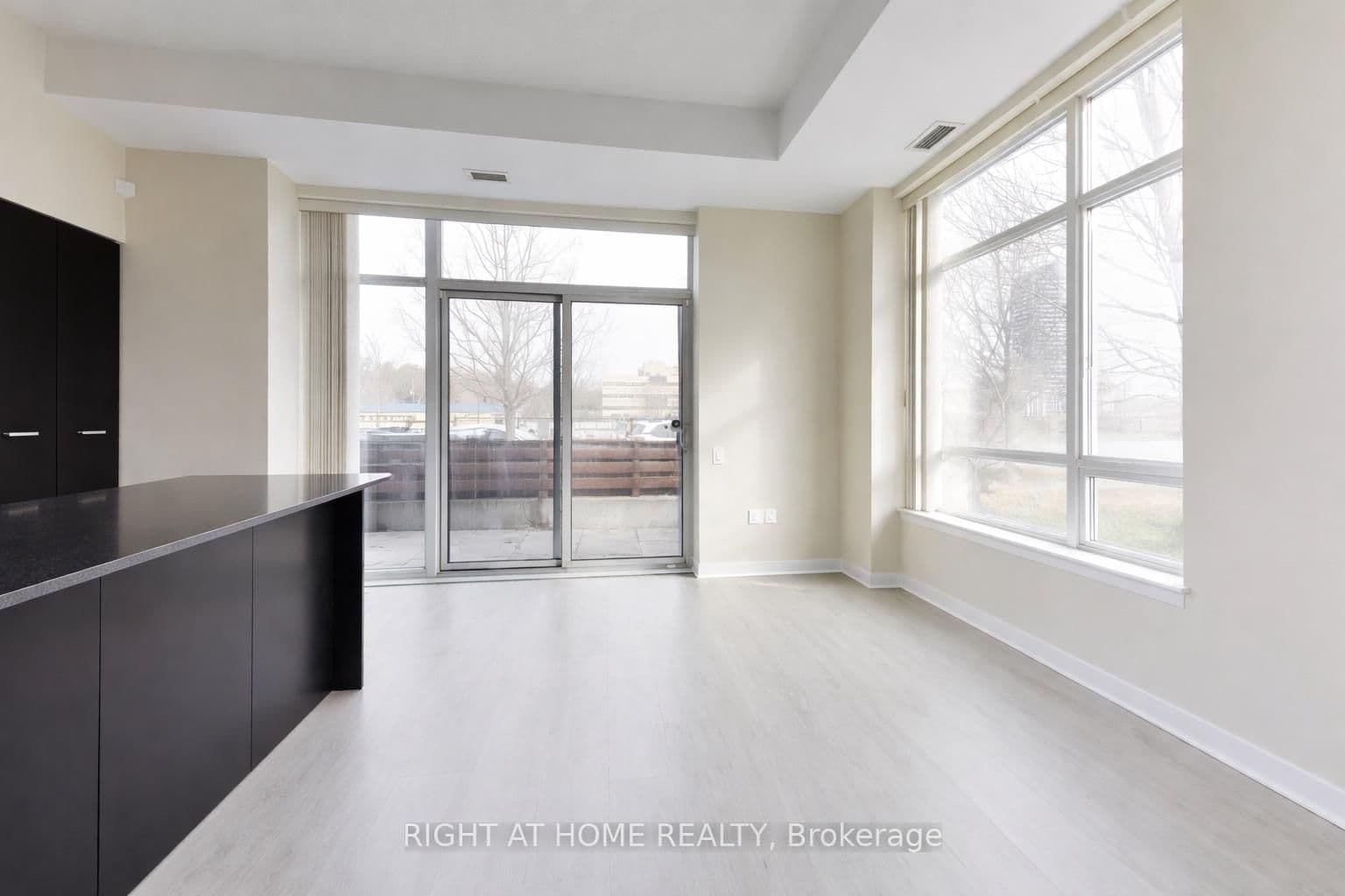 TH07 - 25 Singer Court, Toronto, ON — photo 3