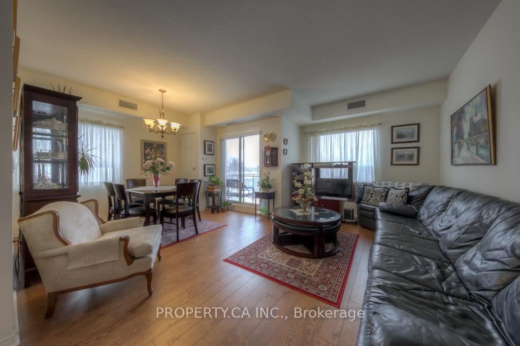 301 - 778 Sheppard Avenue, Toronto, ON — photo 2