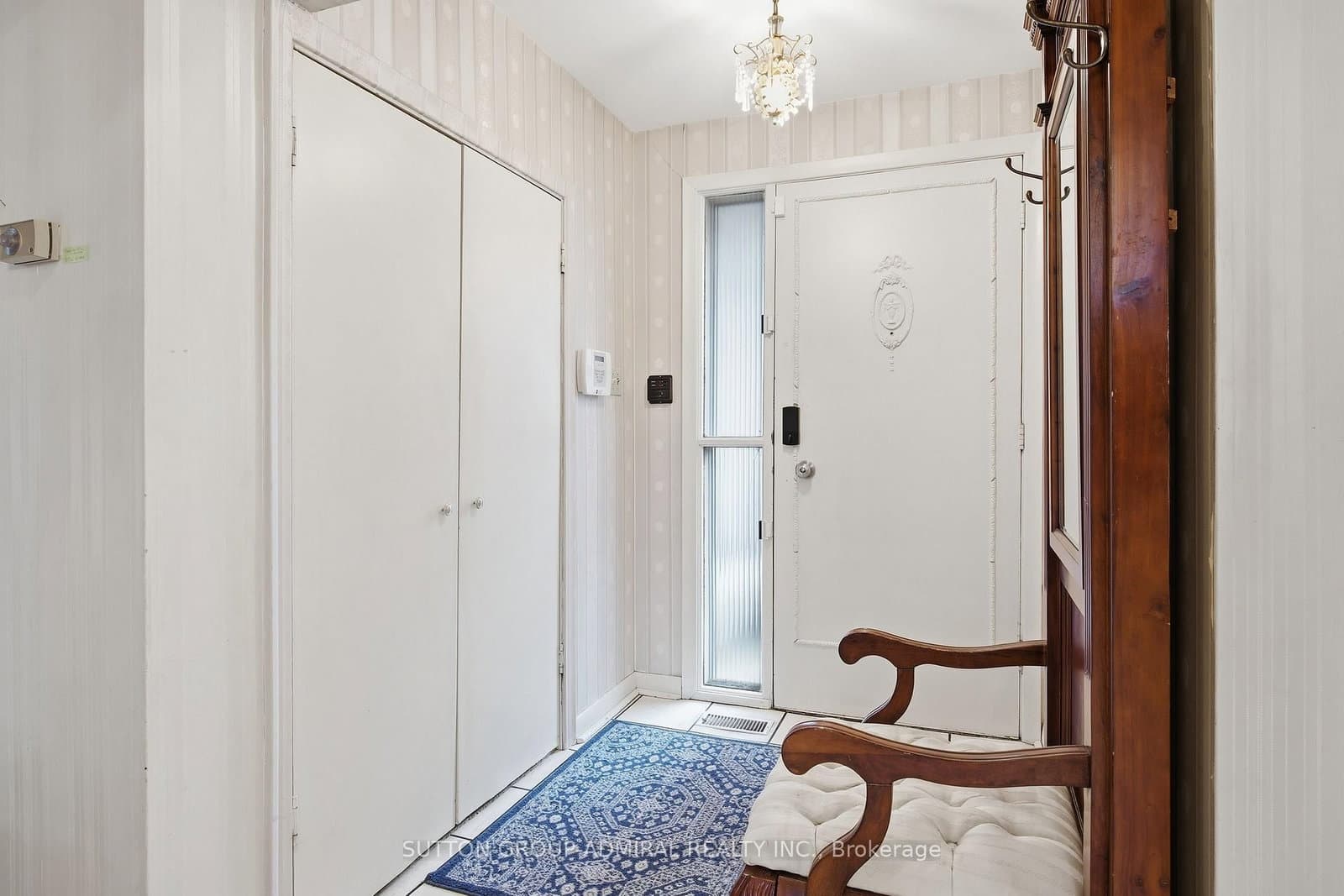 48 Goddard Street, Toronto, ON — photo 2