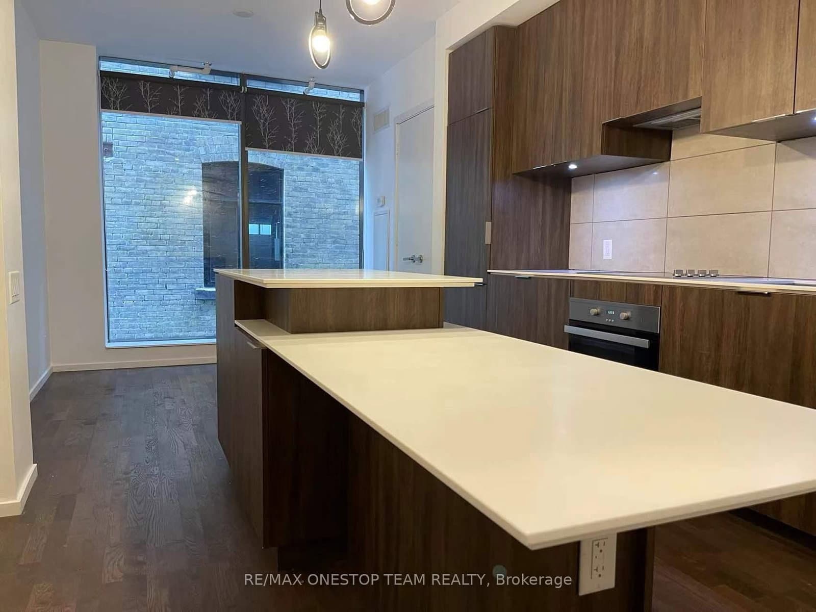 305 - 5 St Joseph Street, Toronto, ON — photo 3