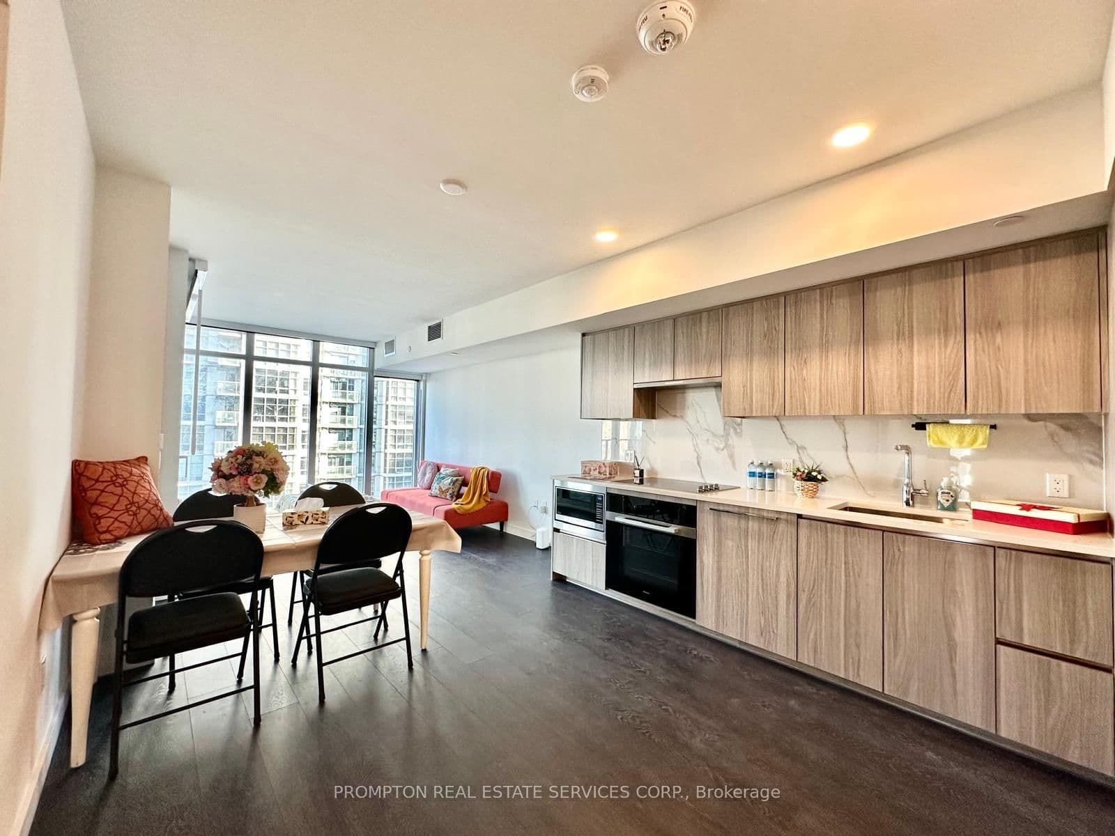1010 - 1 Concord Cityplace Way, Toronto, ON