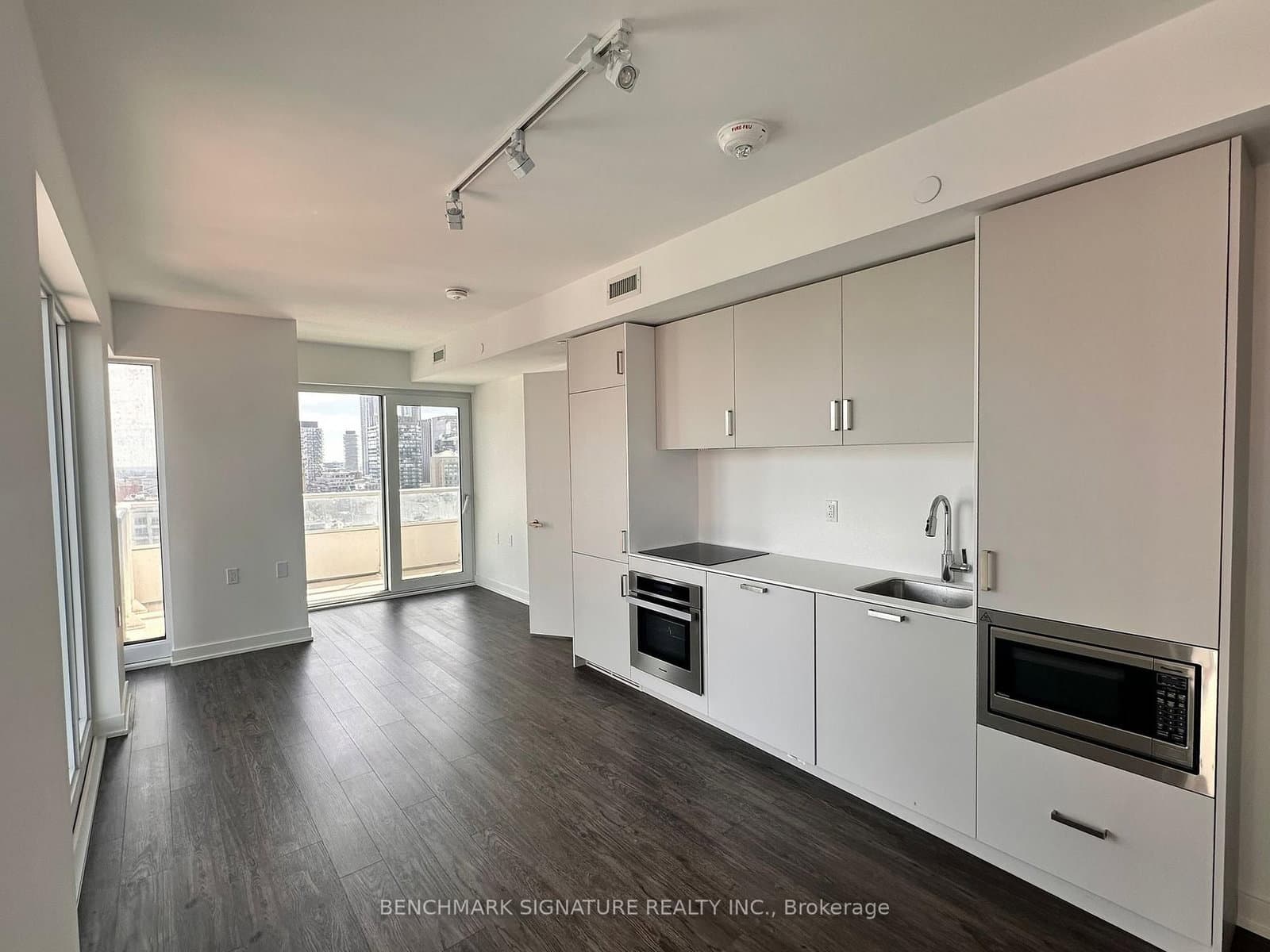1503 - 88 Queen Street, Toronto, ON